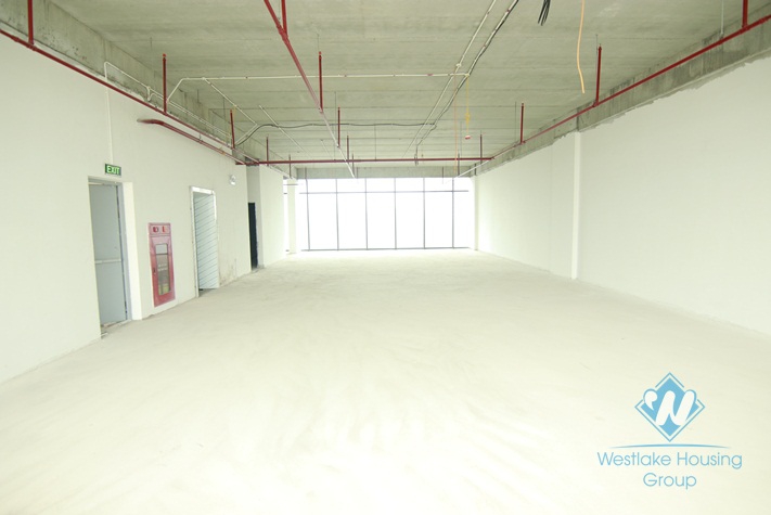 Big office for rent in diplomatic area, Tay Ho, Ha Noi